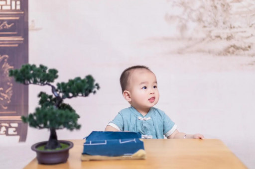 西安宝宝喊肚子疼怎么回事